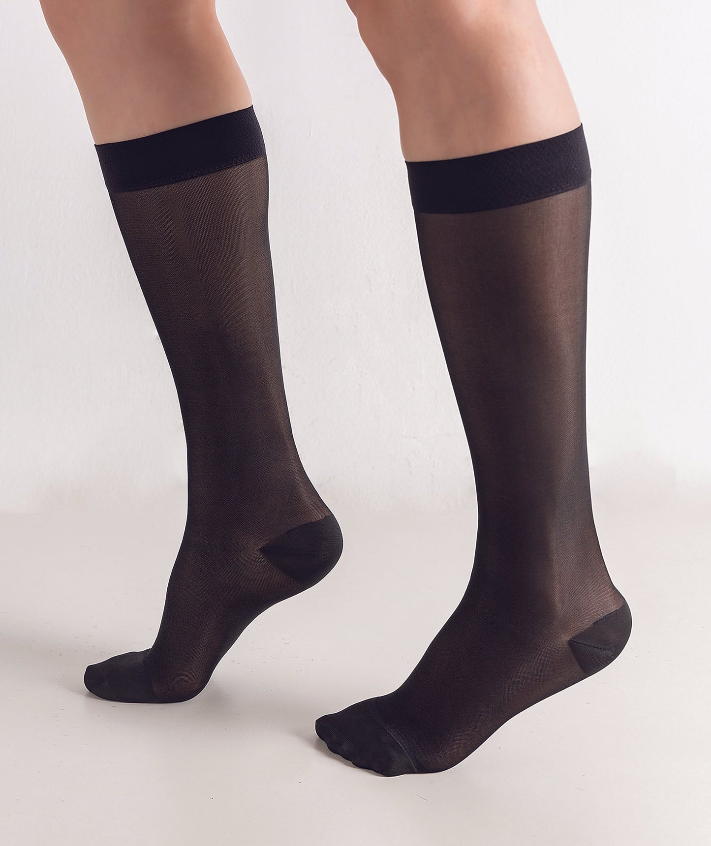 Women's Compression Knee Socks 20-30 mm Hg, Black Side Photo