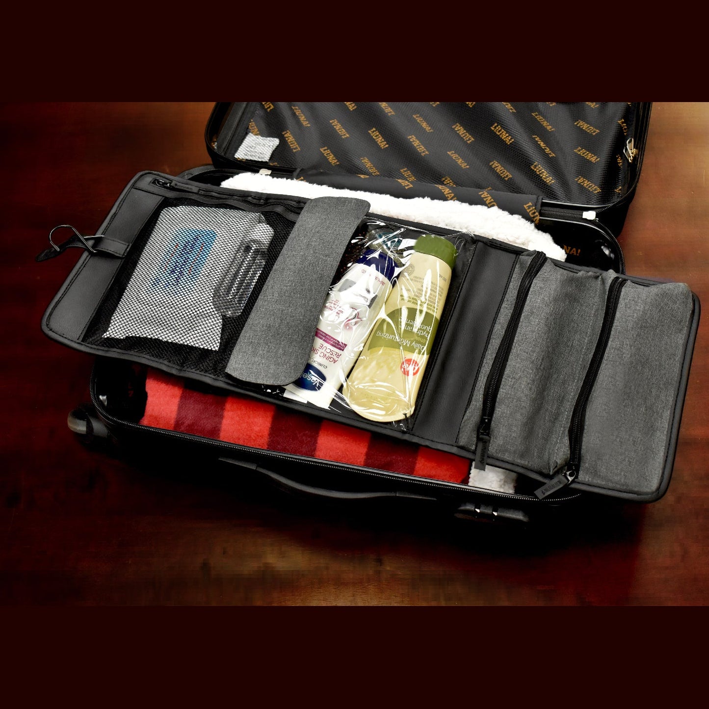 Deluxe Travel Toiletry Bag/Case