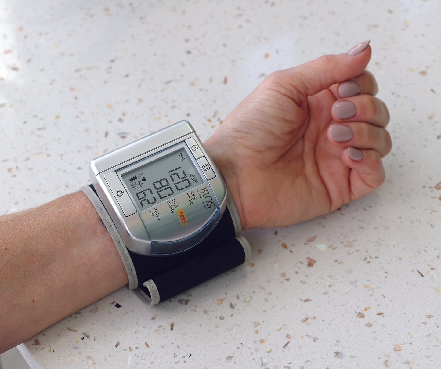 Blood Pressure Monitor Device – Wrist