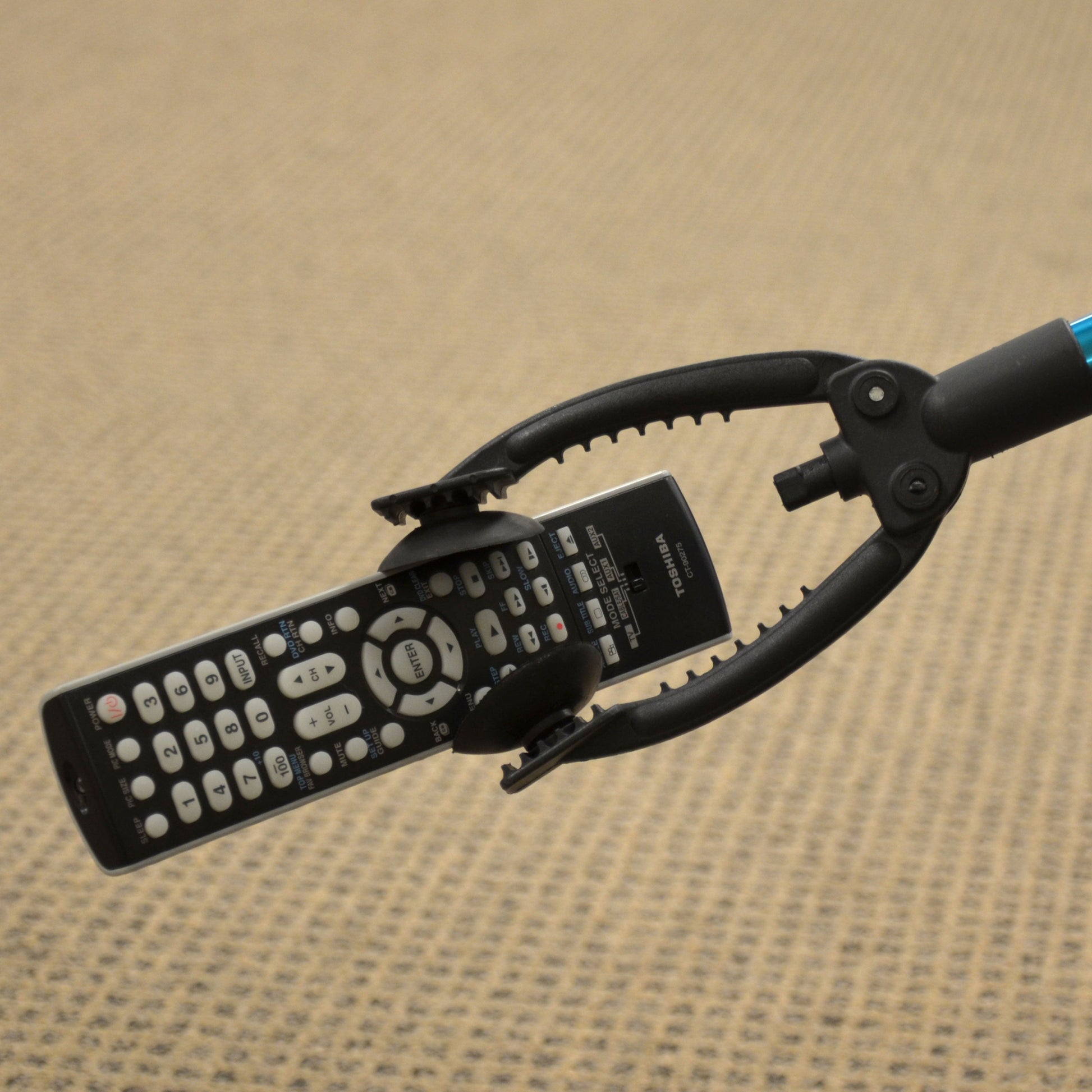 BIOS Living Heavy Duty Reach and Grip 57045 Picking up a TV remote